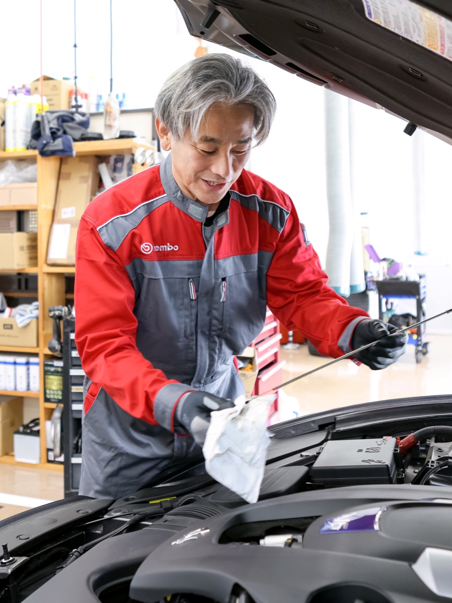 バンガード本店の整備士・草谷 拓也