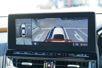 トヨタ クラウンハイブリッド Ｇ：サイドビューカメラ装備