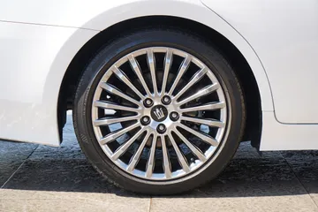 トヨタ クラウンハイブリッド Ｇ：オンライン商談対応