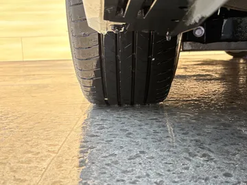 トヨタ クラウンハイブリッド Ｇ：保証項目４１０項目以上（輸入車は３１０項目以上）のバンガード自社保証を、お求めやすい価格でご用意しております