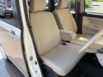 ダイハツ ムーヴキャンバス Ｇ ＳＡＩＩＩ：オゾン発生器を使用し展示車全車、オゾン消臭・抗菌・室内クリーニングしておりますので清潔、快適にお乗り頂けます
