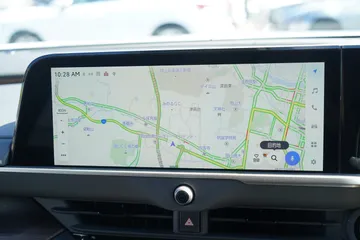 トヨタ クラウン Ｚ：純正１２．３インチディスプレーオーディオ装備